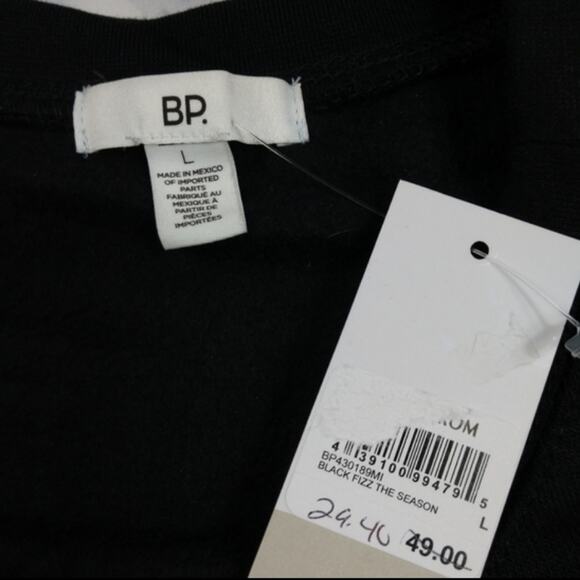 NWT Black Fizz the Season Metallic Graphic Cropped Sweatshirt size Large - Picture 5 of 5